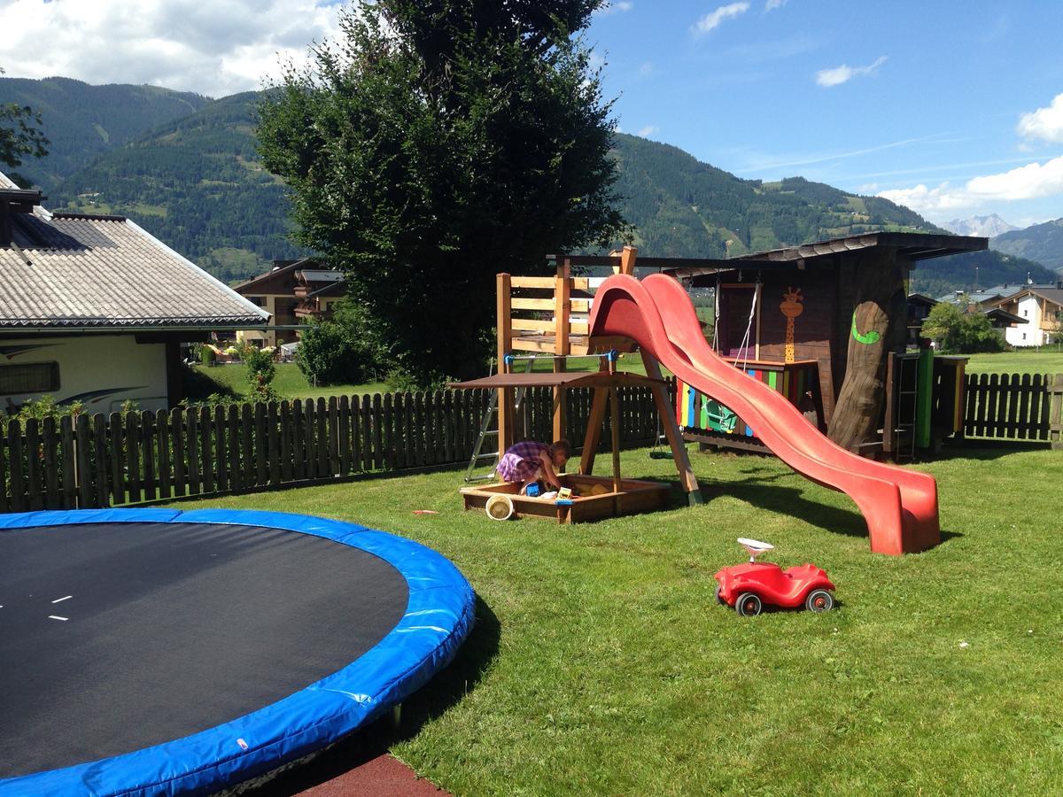 Haus Voglreiter - Inkl Sommerkarte, Zentrale Und Ruhige Lage, Garten Mit Spielplatz カプルーン エクステリア 写真
